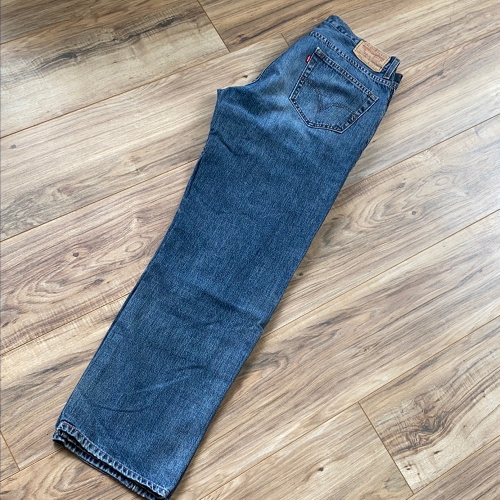 Men’s 559 Levi Relaxed Straight Jeans
